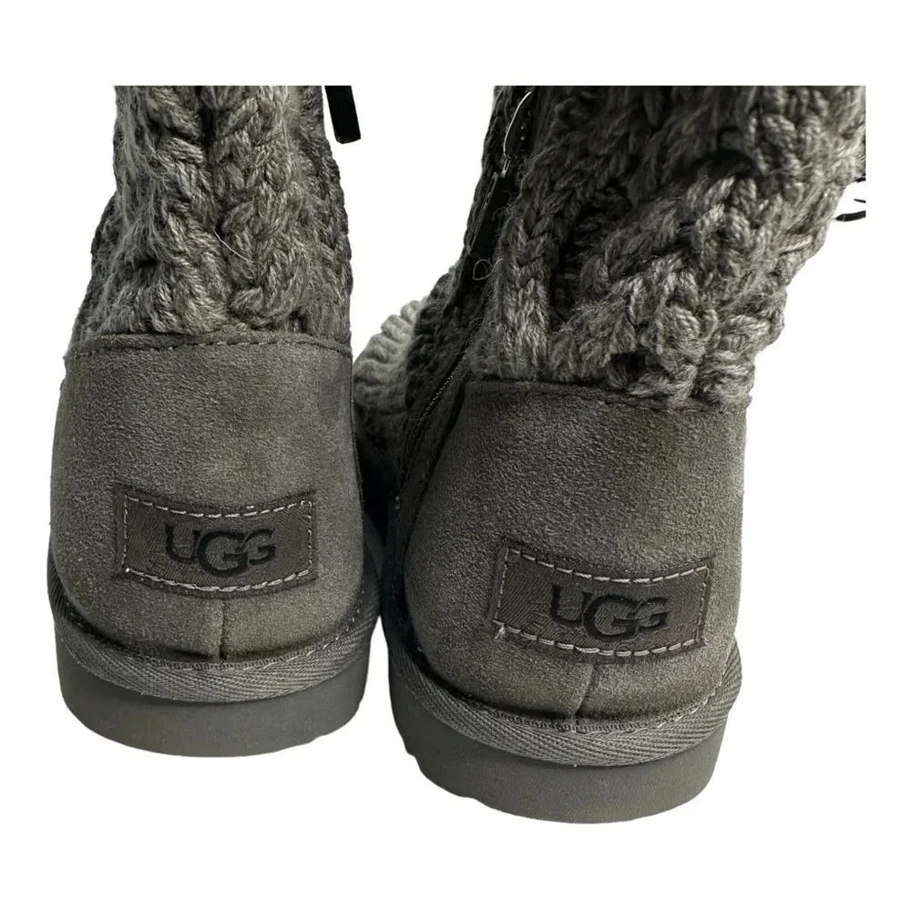 UGG Kids' Classic Cable Knit Water Resistant Boot in Grey Sz: 3